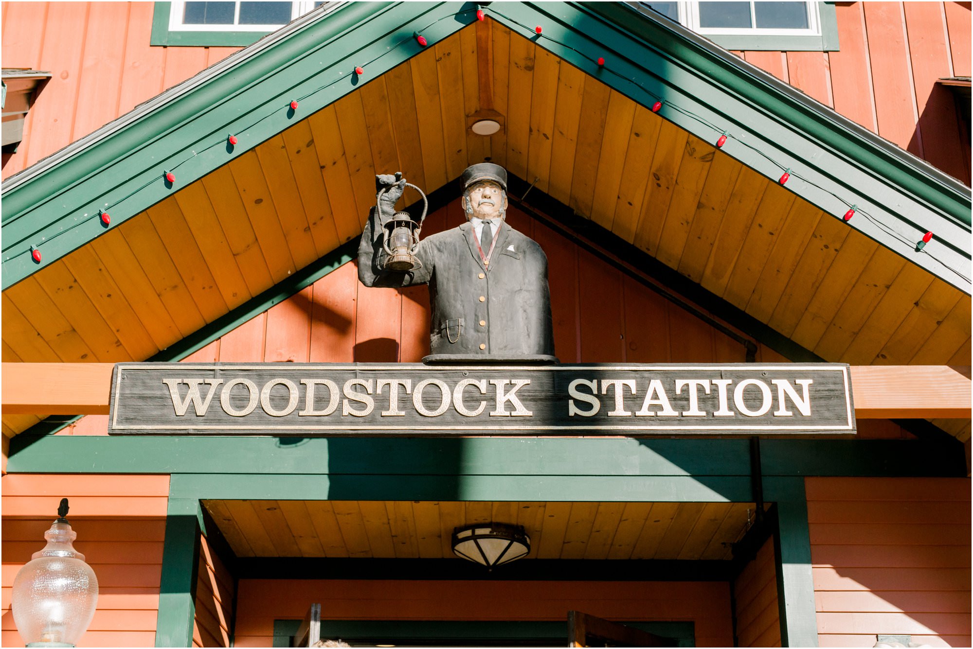 rustic woodstock inn and brewery wedding