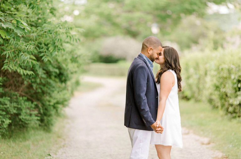 Spring Harkness State Park Engagement | Evamarie & Jonathan